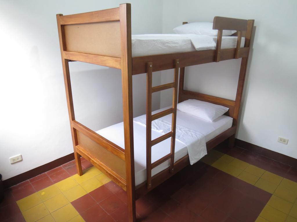 Hostal Casa Prado Medellín Extérieur photo